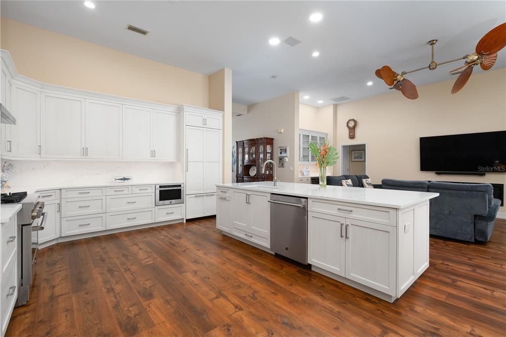 For Sale: $1,125,000 (3 beds, 3 baths, 2312 Square Feet)