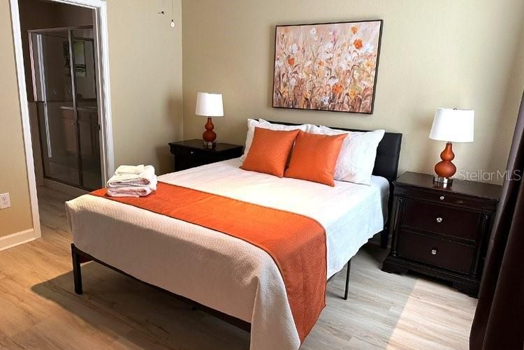 На продажу: $949,000 (9 спален, 5 ванн, 3909 Квадратных фут)