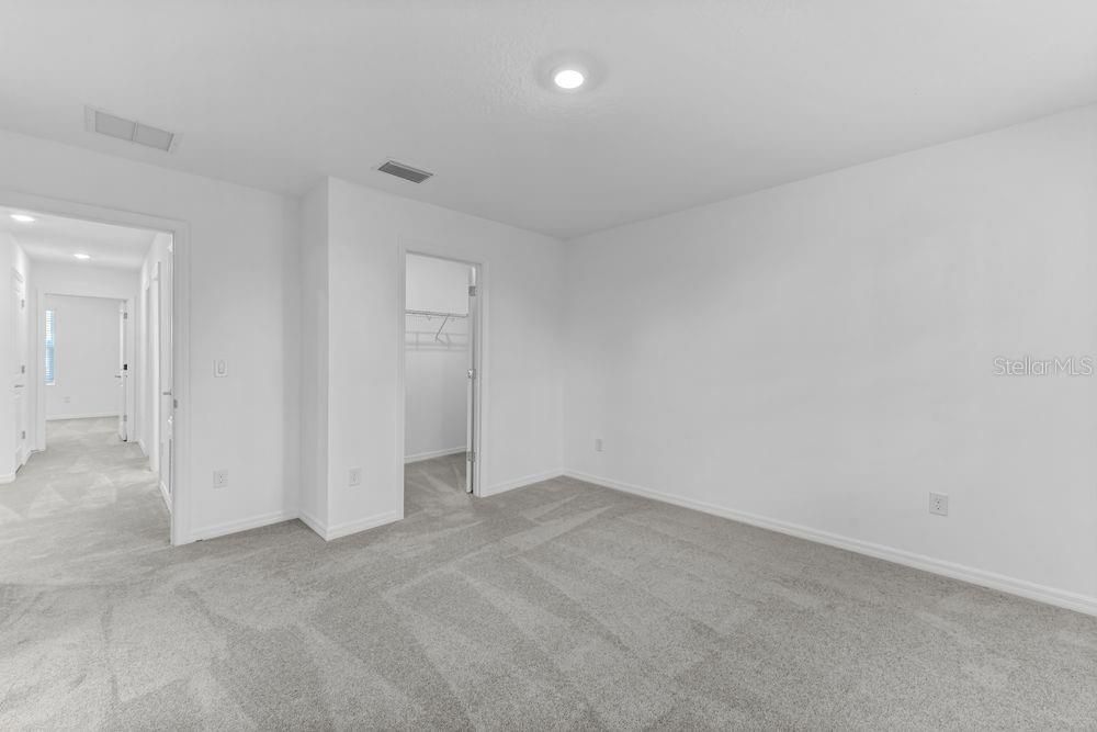 For Sale: $325,000 (3 beds, 2 baths, 1373 Square Feet)