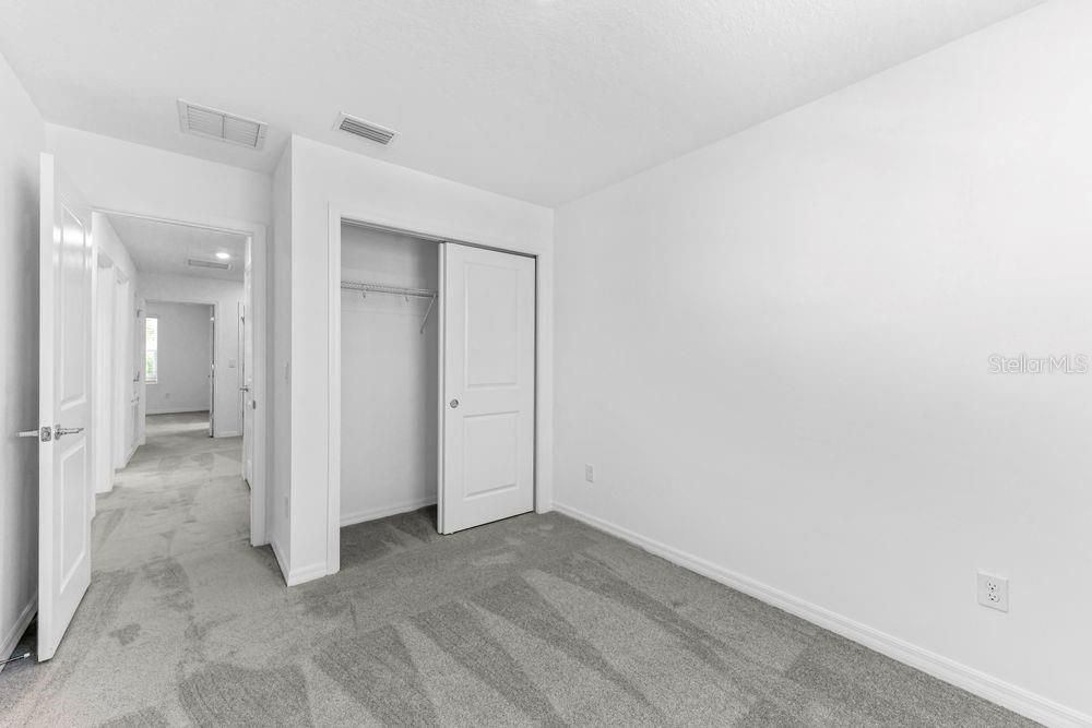 For Sale: $325,000 (3 beds, 2 baths, 1373 Square Feet)