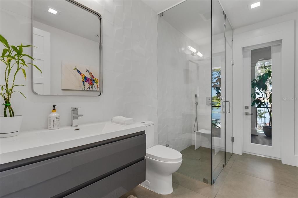 待售: $4,299,999 (8 贝兹, 6 浴室, 7000 平方英尺)