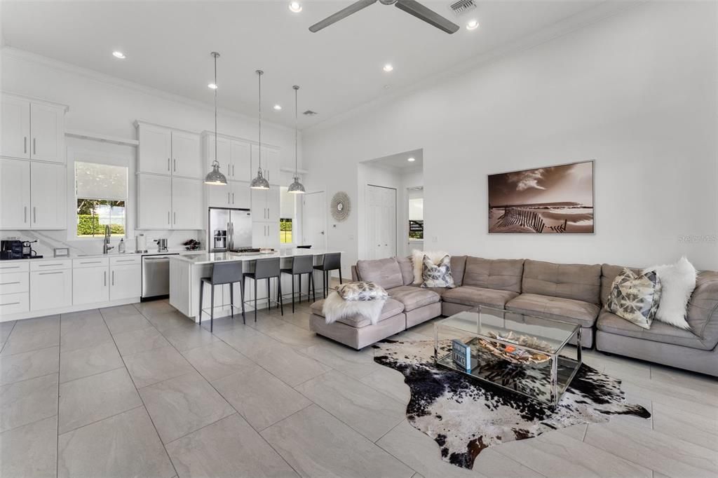 待售: $4,299,999 (8 贝兹, 6 浴室, 7000 平方英尺)