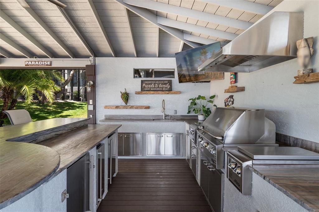 待售: $4,299,999 (8 贝兹, 6 浴室, 7000 平方英尺)