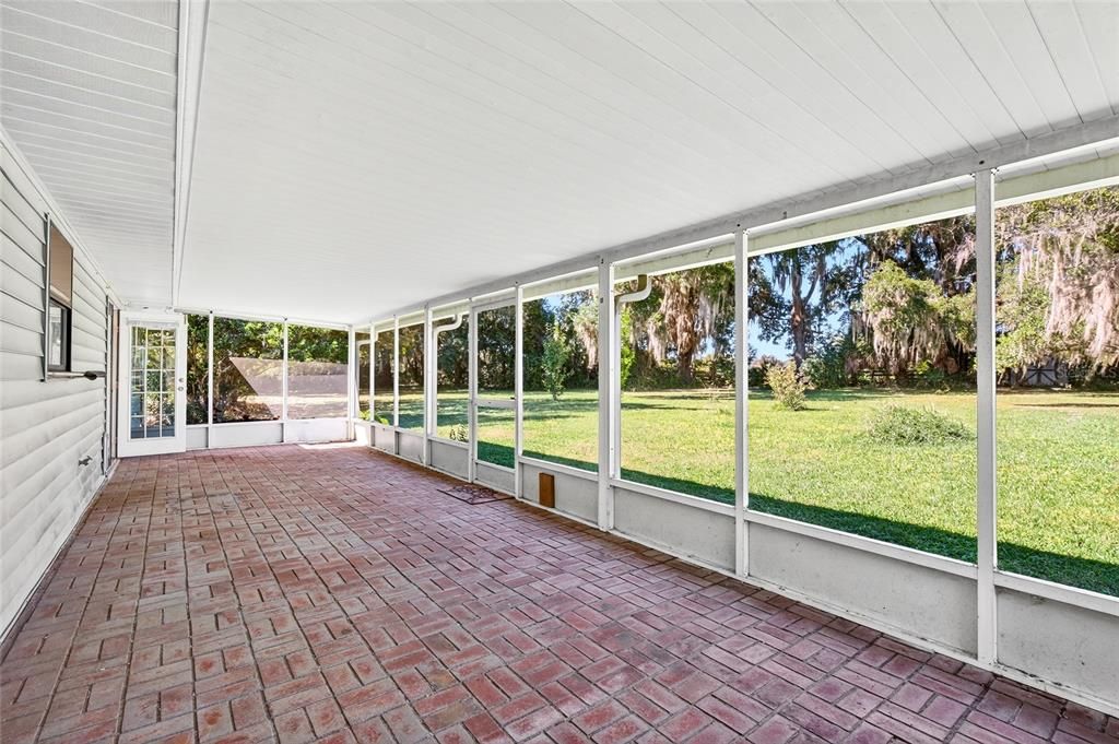 For Sale: $415,000 (3 beds, 2 baths, 1874 Square Feet)