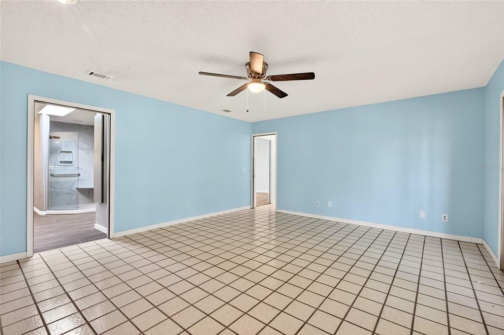 For Sale: $415,000 (3 beds, 2 baths, 1874 Square Feet)