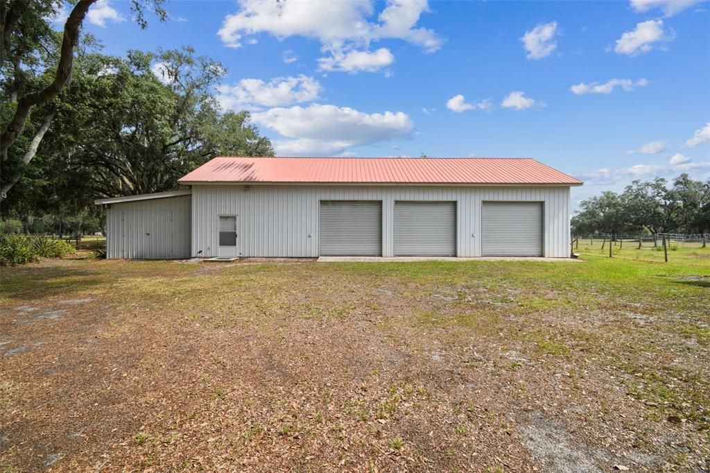 For Sale: $550,000 (3 beds, 2 baths, 1709 Square Feet)