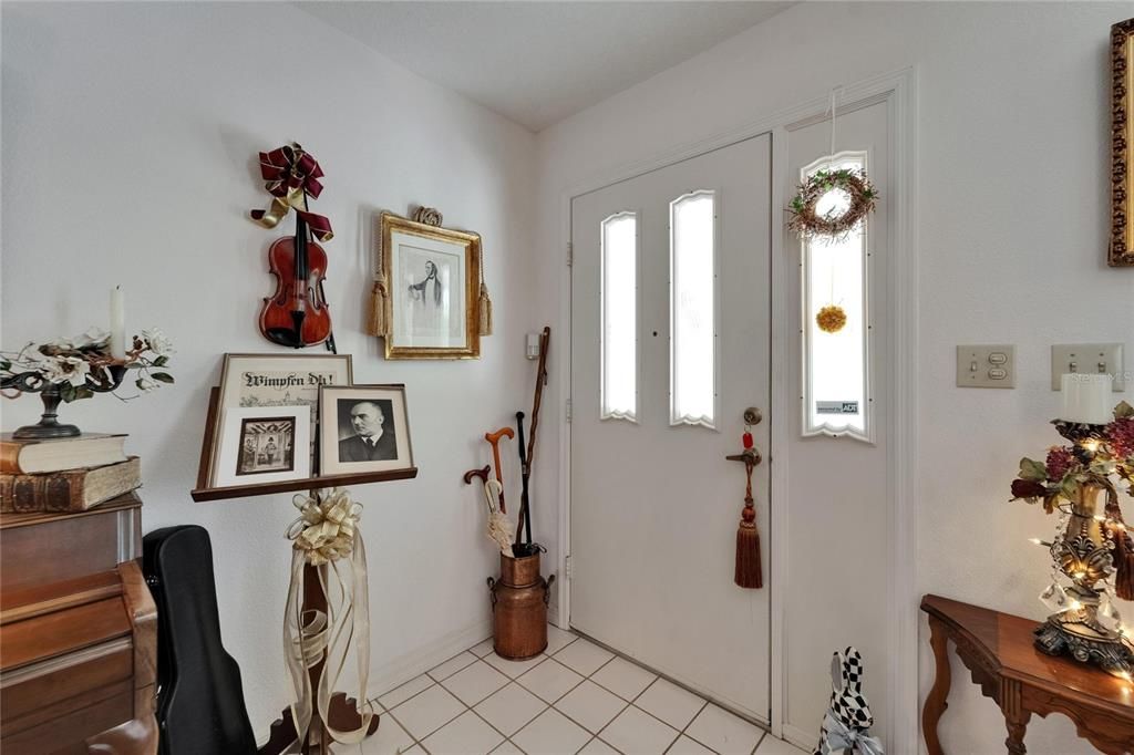 For Sale: $560,000 (3 beds, 2 baths, 2020 Square Feet)