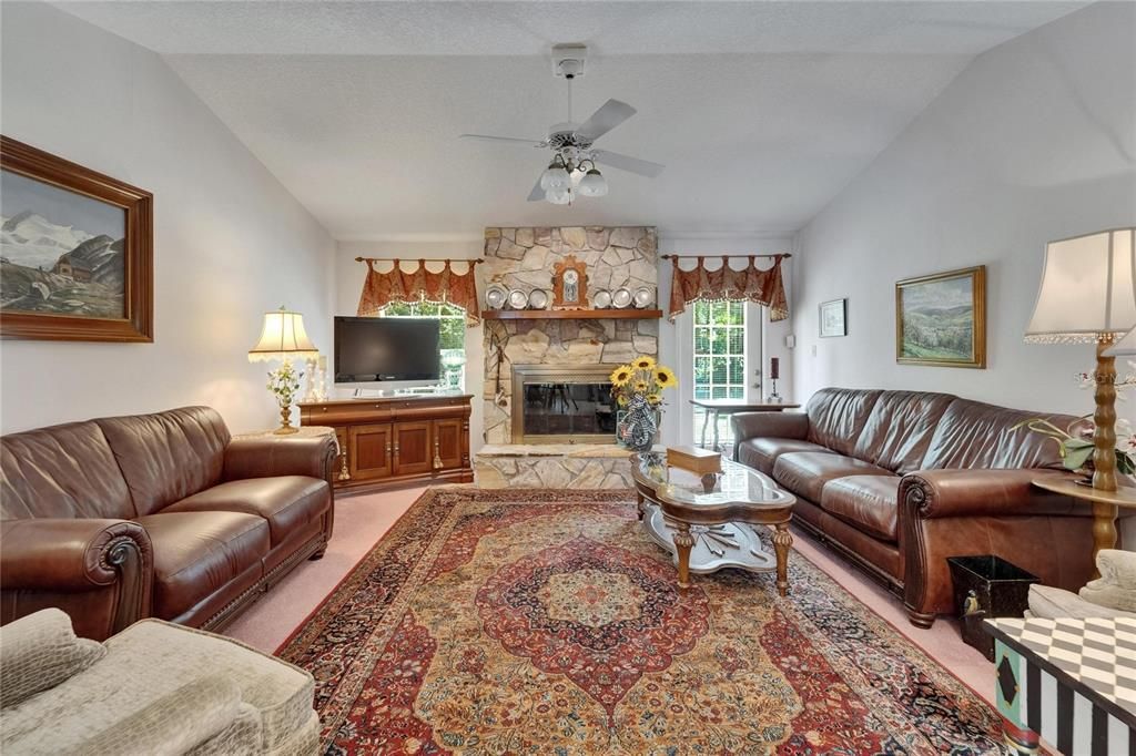 For Sale: $560,000 (3 beds, 2 baths, 2020 Square Feet)