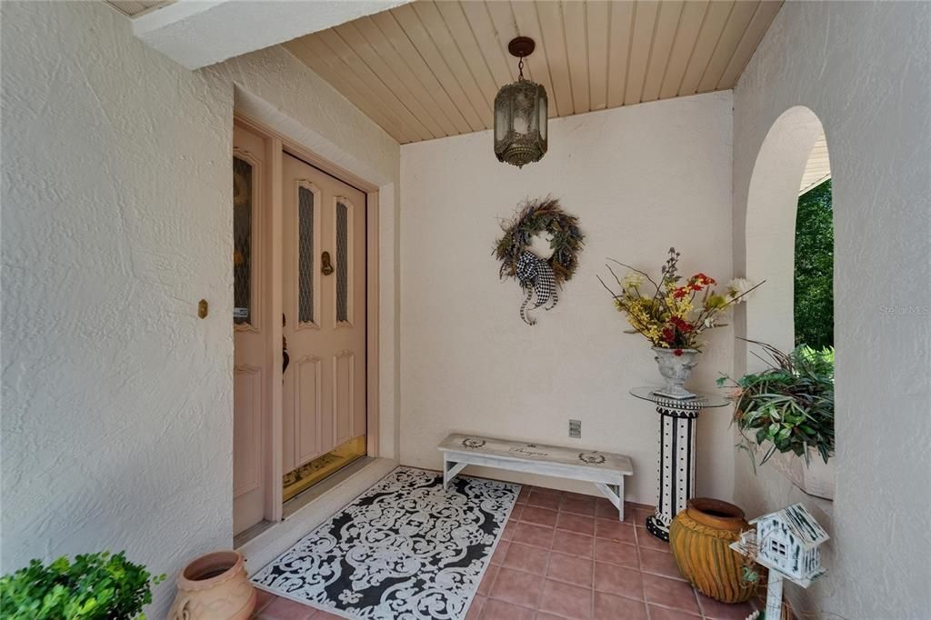 For Sale: $560,000 (3 beds, 2 baths, 2020 Square Feet)