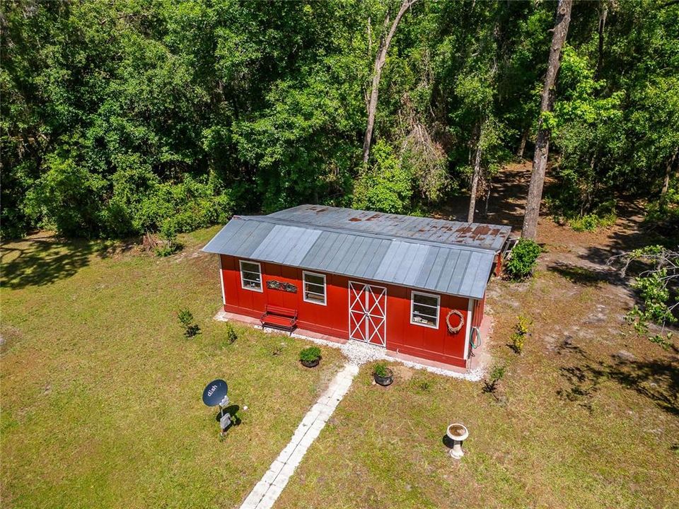 For Sale: $560,000 (3 beds, 2 baths, 2020 Square Feet)