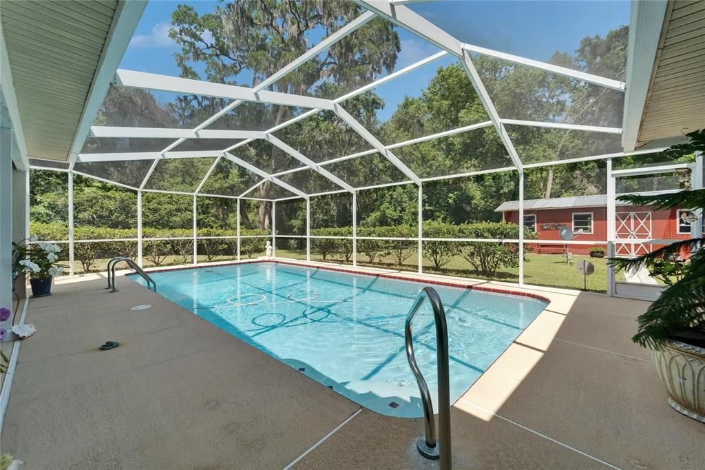 For Sale: $560,000 (3 beds, 2 baths, 2020 Square Feet)