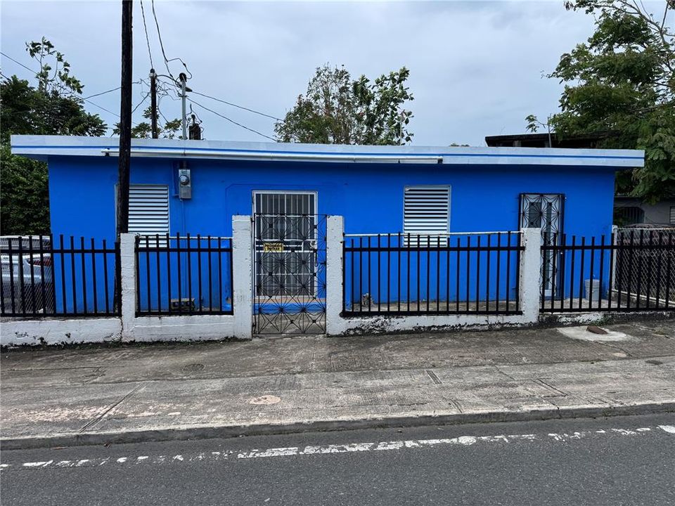 Vendido Recientemente: $75,000 (3 camas, 1 baños, 695 Pies cuadrados)