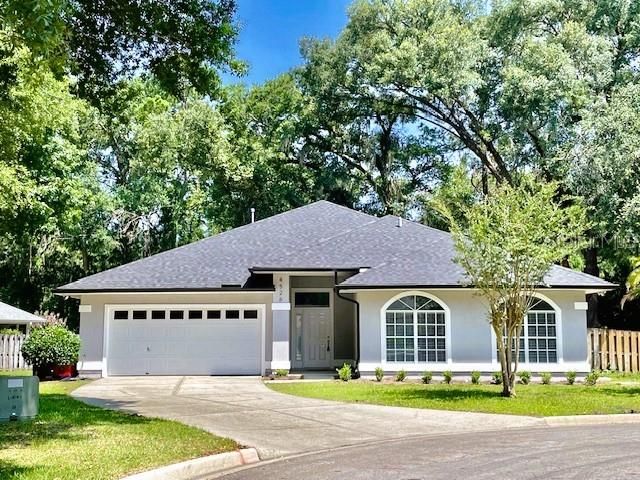 Recently Rented: $2,800 (4 beds, 2 baths, 1635 Square Feet)