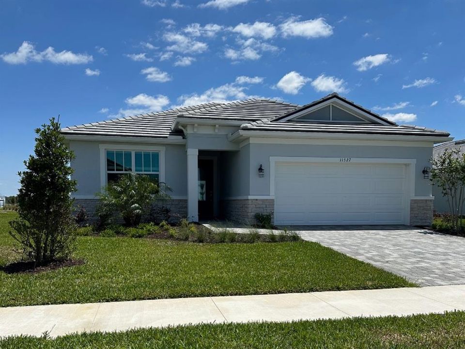 最近售出: $625,000 (2 贝兹, 2 浴室, 1909 平方英尺)