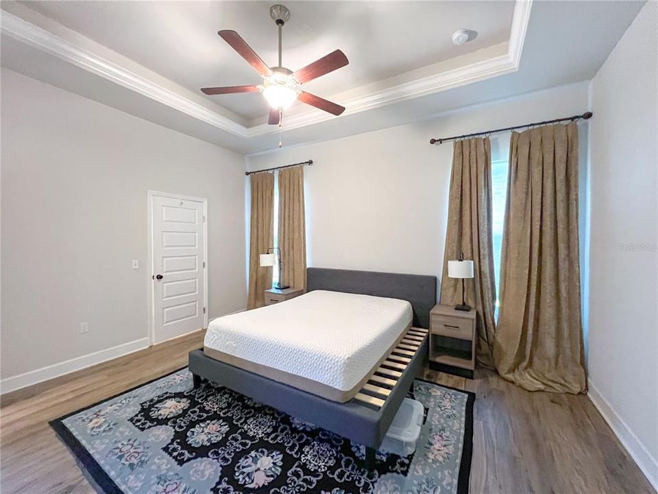 出租: $2,700 (3 贝兹, 2 浴室, 1966 平方英尺)