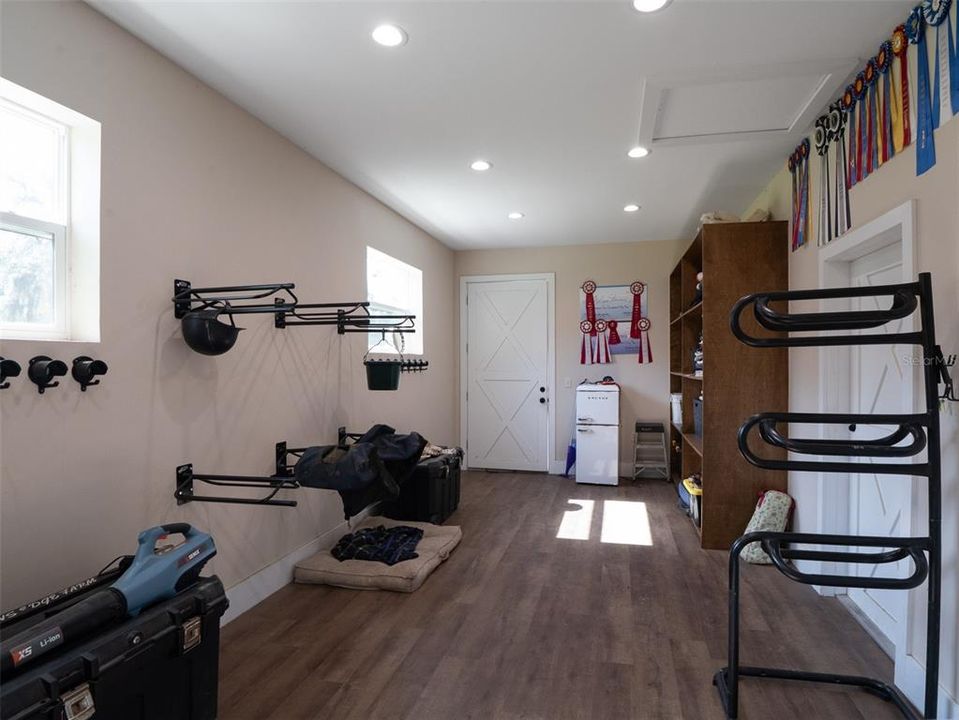 For Sale: $1,245,000 (3 beds, 2 baths, 1783 Square Feet)