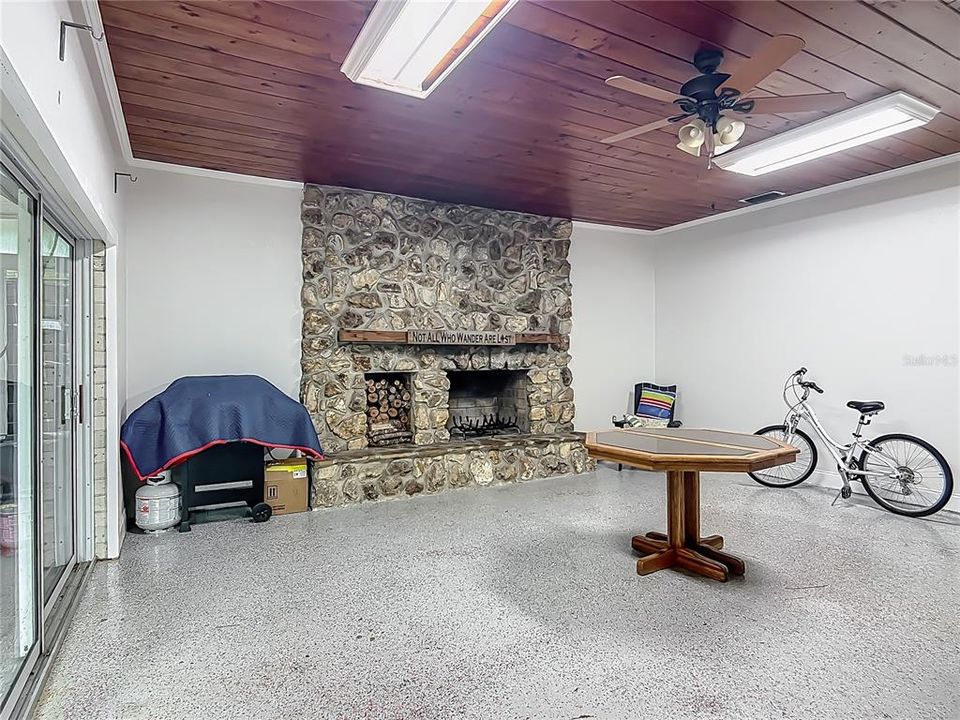 待售: $850,000 (0 贝兹, 0 浴室, 1710 平方英尺)