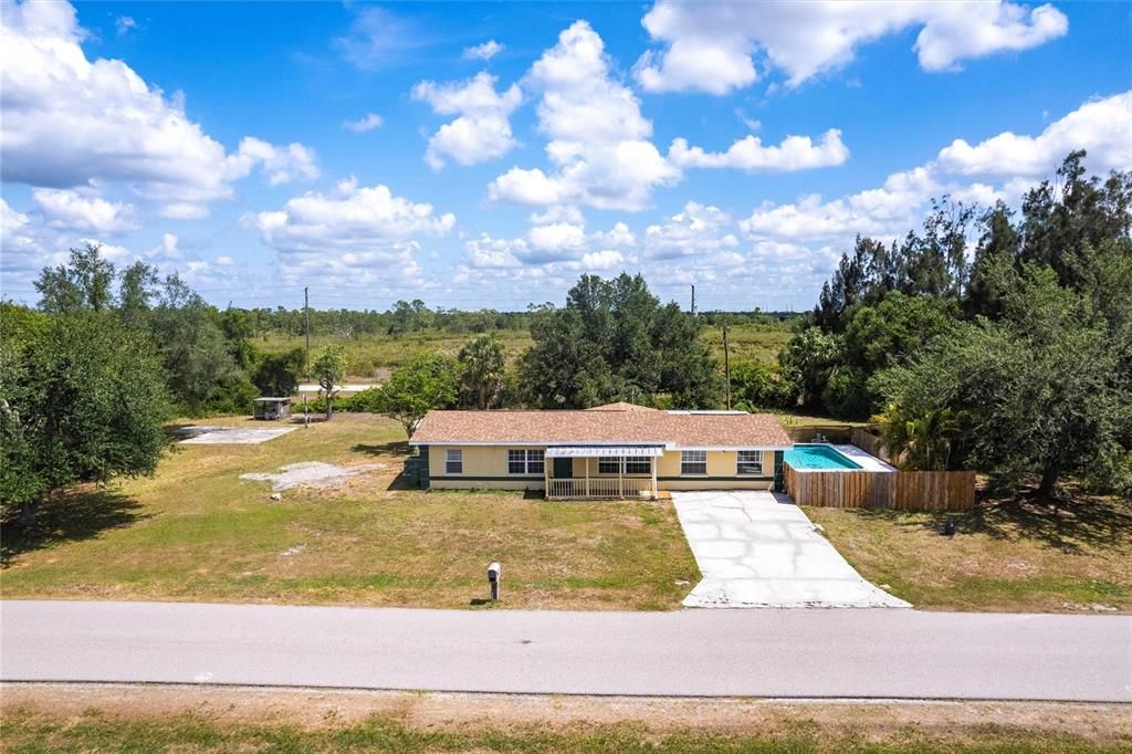 Recently Sold: $350,000 (5 beds, 3 baths, 2088 Square Feet)