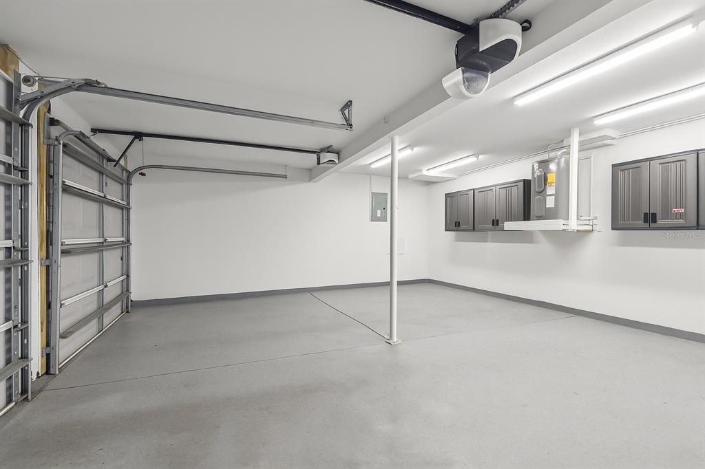 Под контрактом: $2,195,000 (6 спален, 6 ванн, 3300 Квадратных фут)