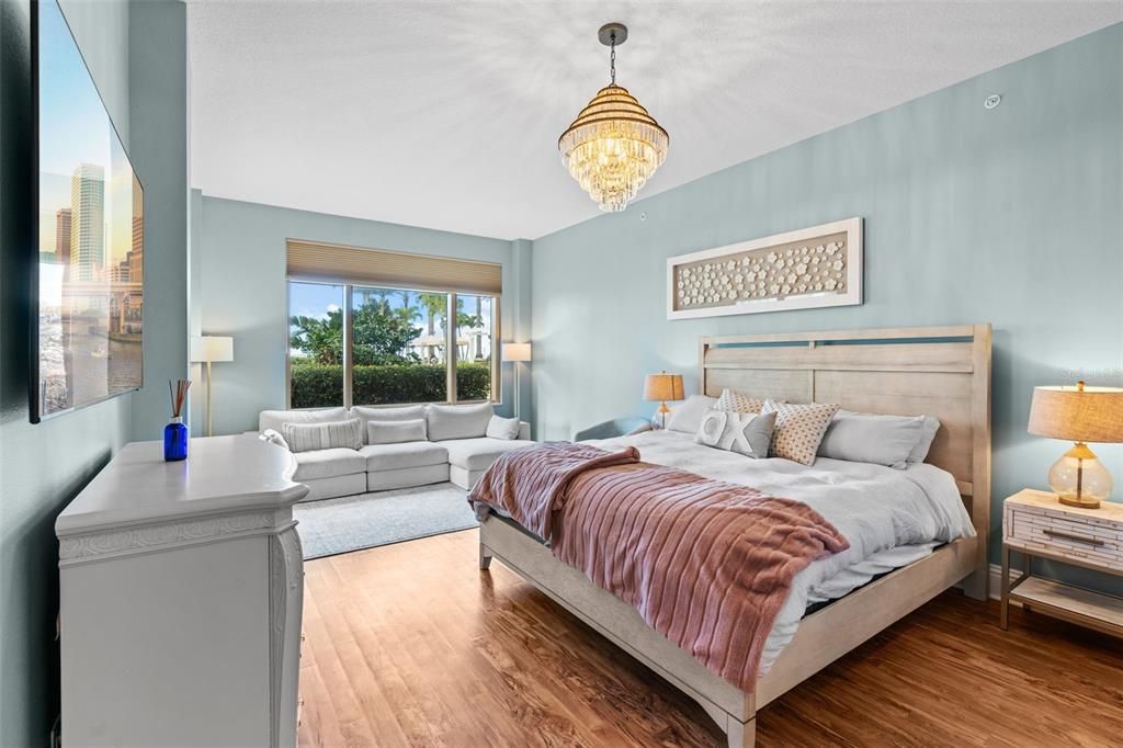 For Rent: $12,000 (3 beds, 2 baths, 1861 Square Feet)