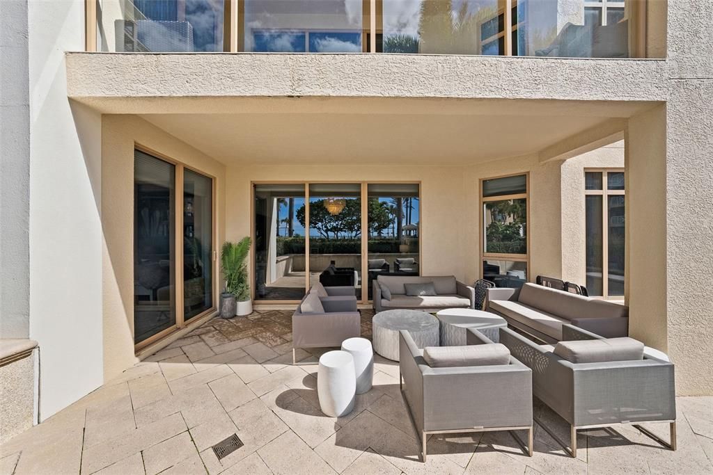 For Rent: $12,000 (3 beds, 2 baths, 1861 Square Feet)