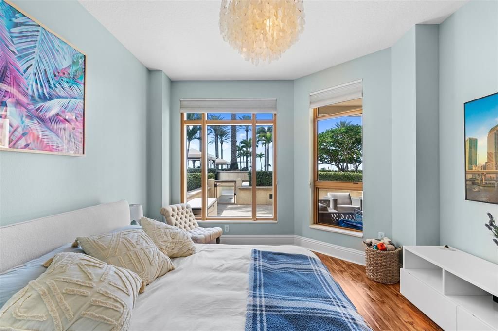 For Rent: $12,000 (3 beds, 2 baths, 1861 Square Feet)