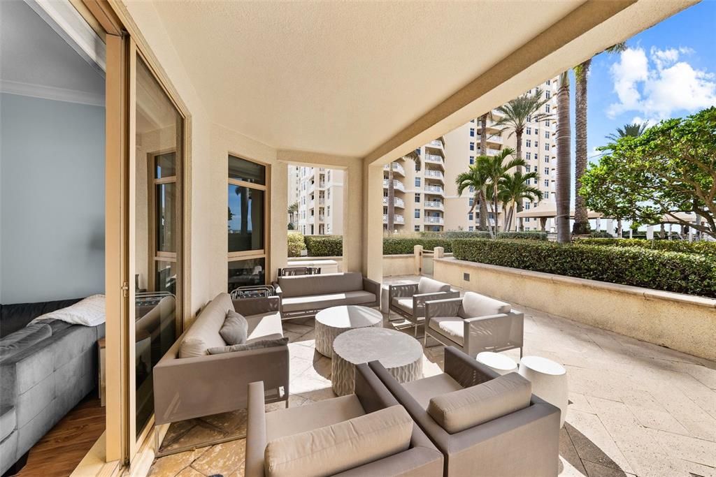 For Rent: $12,000 (3 beds, 2 baths, 1861 Square Feet)