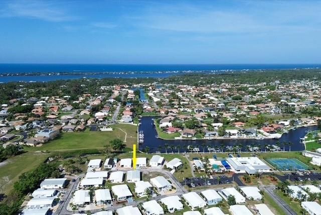 Active With Contract: $164,900 (2 beds, 2 baths, 1464 Square Feet)