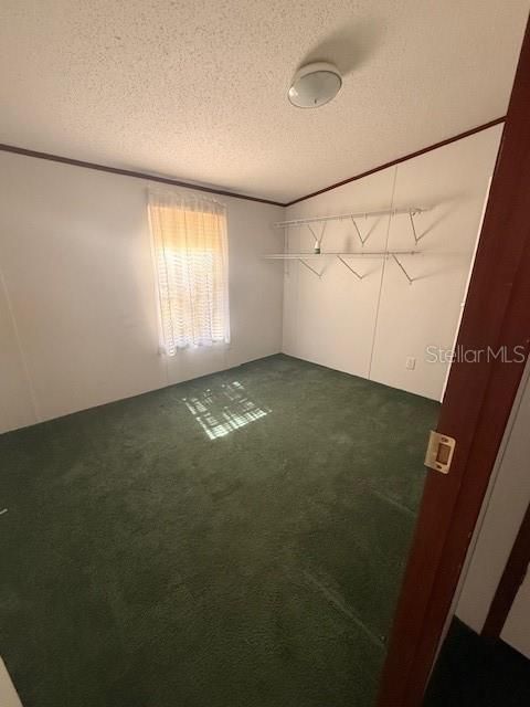 En Venta: $215,000 (3 camas, 2 baños, 1646 Pies cuadrados)