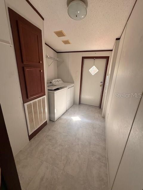 En Venta: $215,000 (3 camas, 2 baños, 1646 Pies cuadrados)