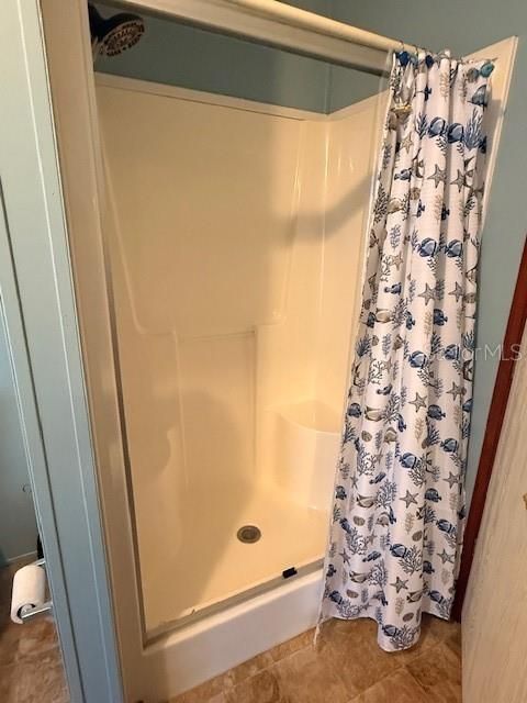 En Venta: $215,000 (3 camas, 2 baños, 1646 Pies cuadrados)