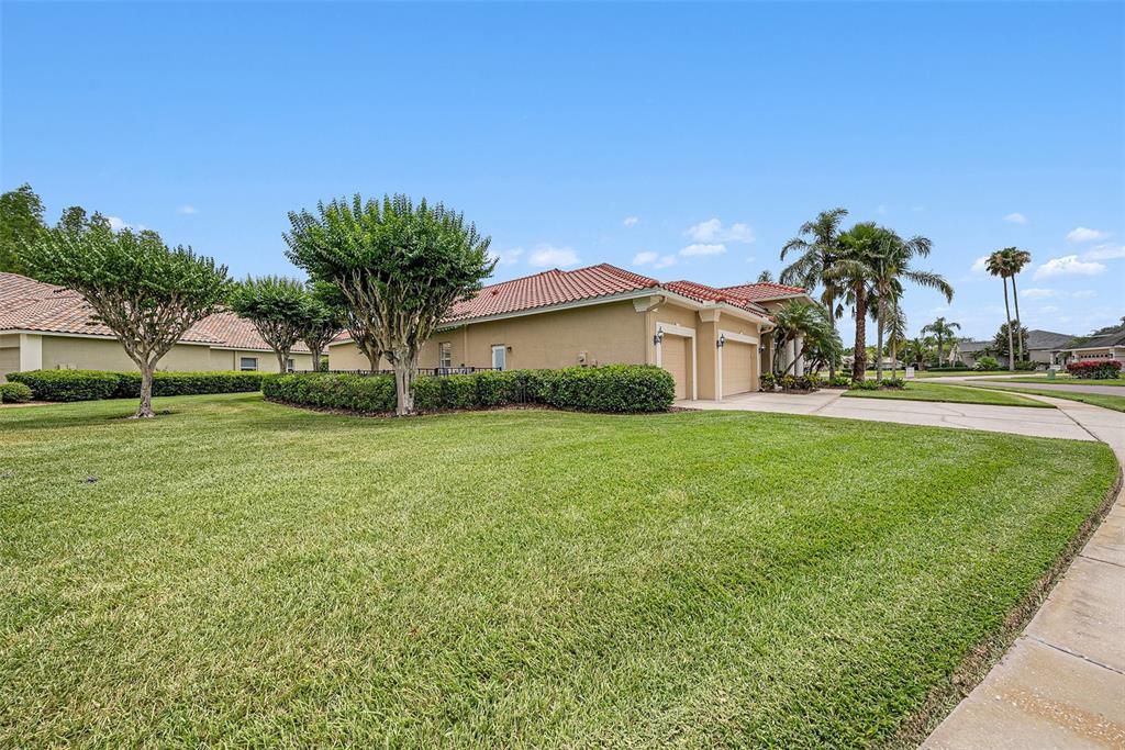 En Venta: $1,249,900 (4 camas, 3 baños, 3357 Pies cuadrados)