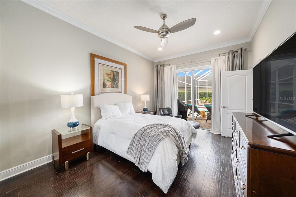 En Venta: $1,249,900 (4 camas, 3 baños, 3357 Pies cuadrados)