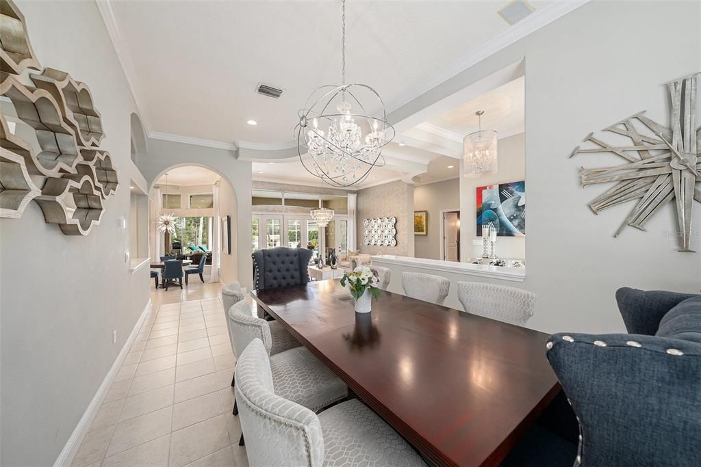 En Venta: $1,249,900 (4 camas, 3 baños, 3357 Pies cuadrados)