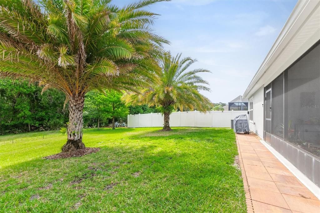 For Sale: $399,900 (2 beds, 2 baths, 1777 Square Feet)
