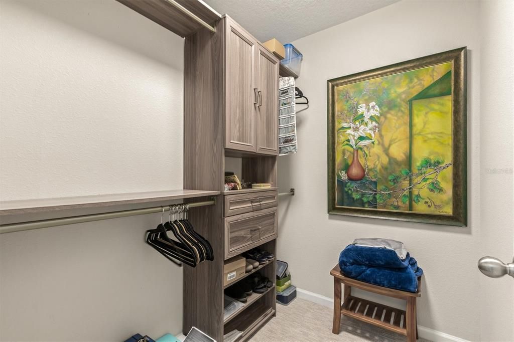 For Sale: $399,900 (2 beds, 2 baths, 1777 Square Feet)