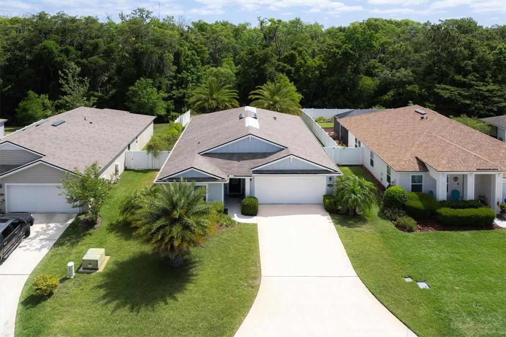 For Sale: $399,900 (2 beds, 2 baths, 1777 Square Feet)
