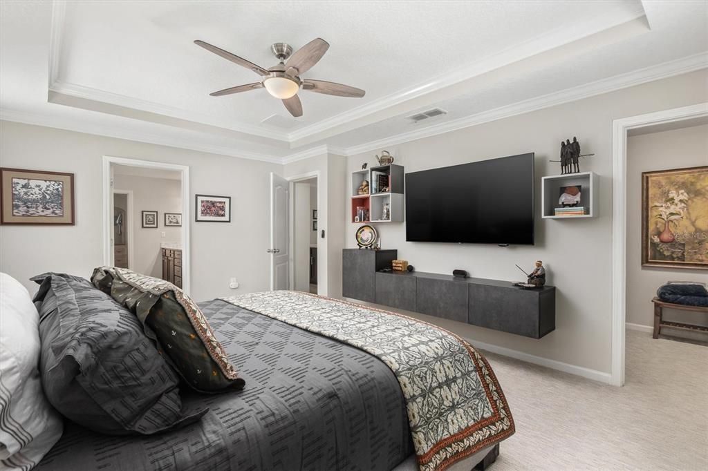 For Sale: $399,900 (2 beds, 2 baths, 1777 Square Feet)