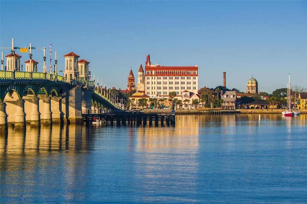 For Sale: $399,900 (2 beds, 2 baths, 1777 Square Feet)