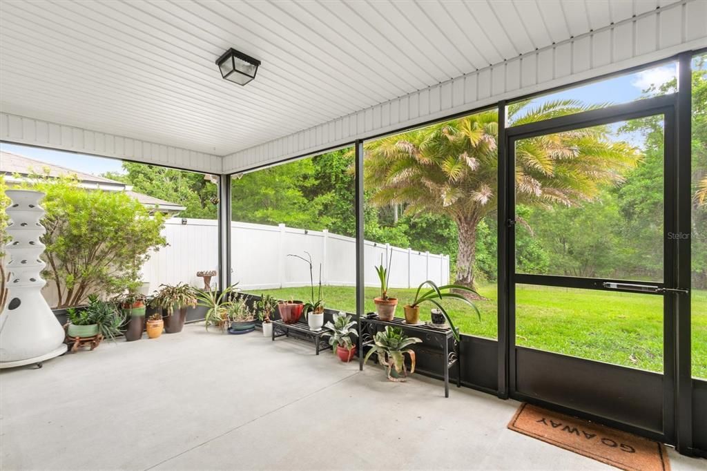 For Sale: $399,900 (2 beds, 2 baths, 1777 Square Feet)