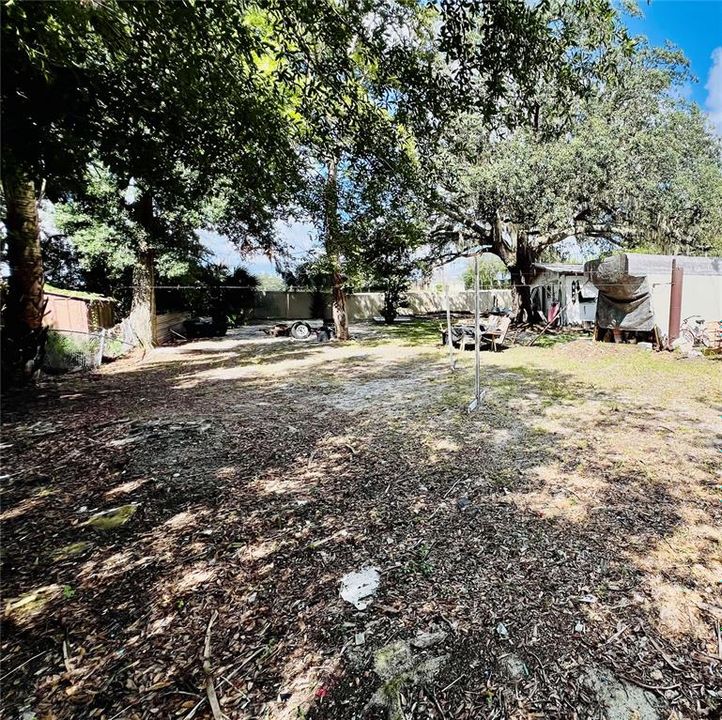 Active With Contract: $145,000 (3 beds, 1 baths, 1162 Square Feet)