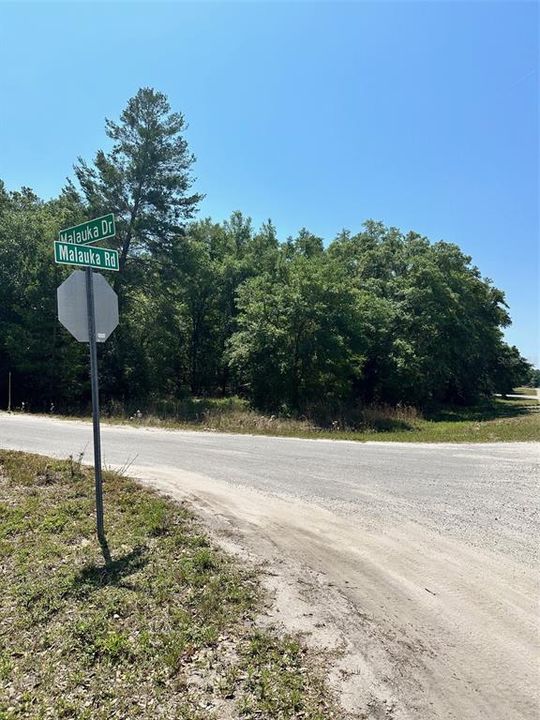 En Venta: $17,000 (0.30 acres)