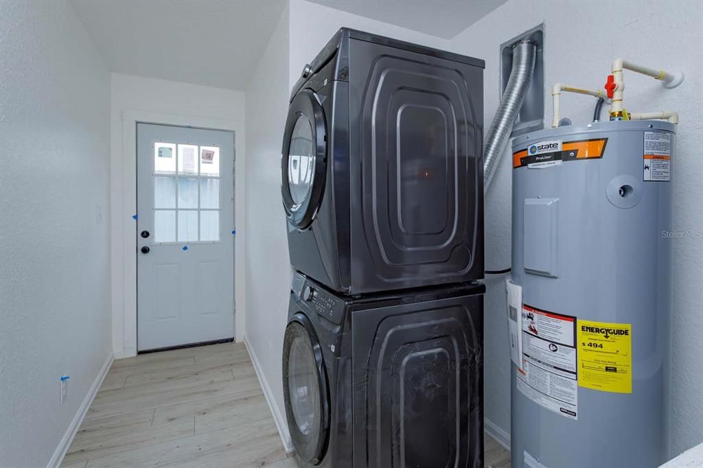 En Venta: $229,900 (3 camas, 2 baños, 1206 Pies cuadrados)