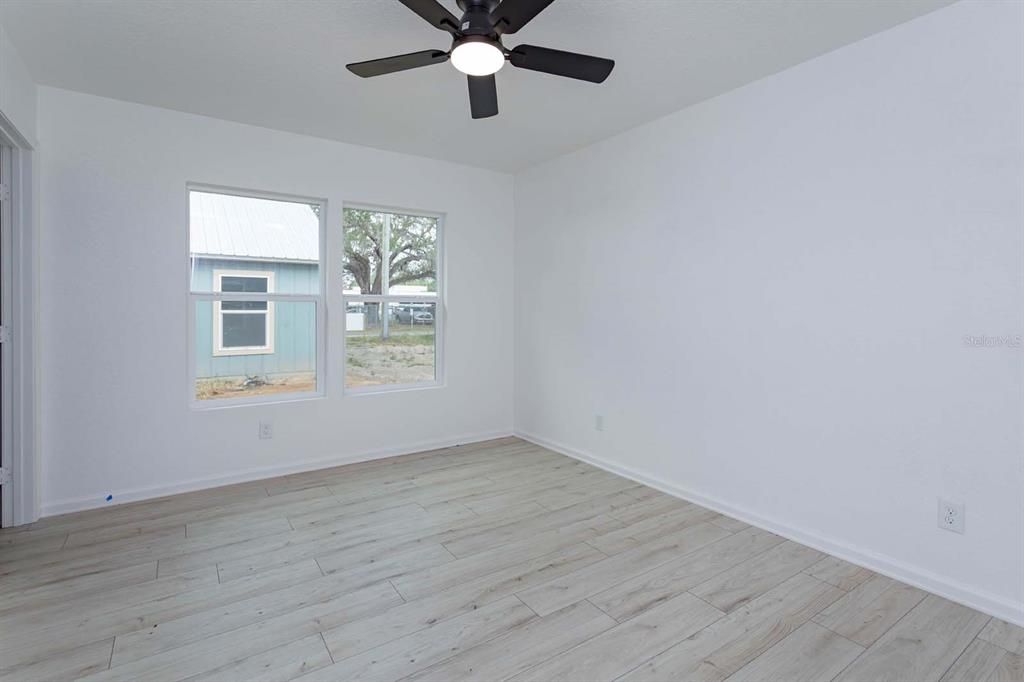 En Venta: $229,900 (3 camas, 2 baños, 1206 Pies cuadrados)