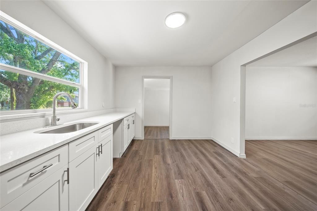 Activo con contrato: $199,900 (2 camas, 1 baños, 863 Pies cuadrados)