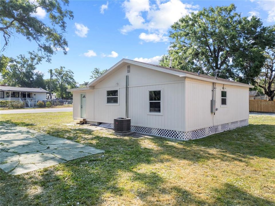 Activo con contrato: $199,900 (2 camas, 1 baños, 863 Pies cuadrados)