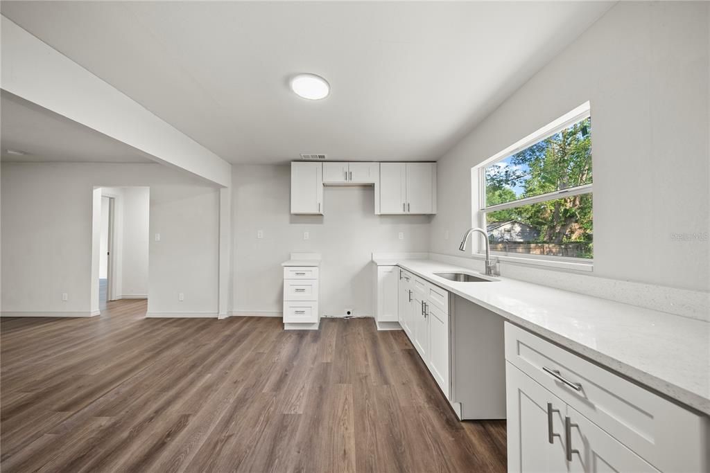 Activo con contrato: $199,900 (2 camas, 1 baños, 863 Pies cuadrados)