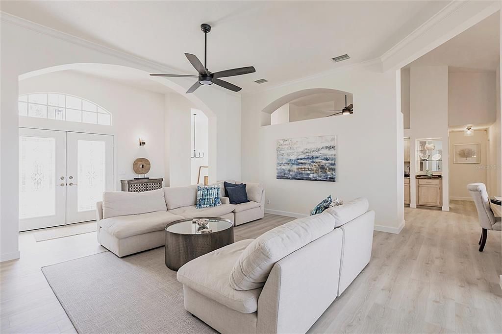 Active With Contract: $765,000 (3 beds, 2 baths, 2024 Square Feet)