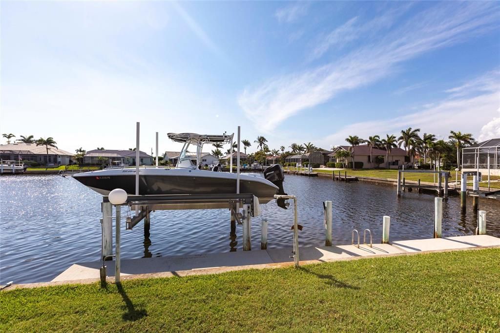 Active With Contract: $765,000 (3 beds, 2 baths, 2024 Square Feet)