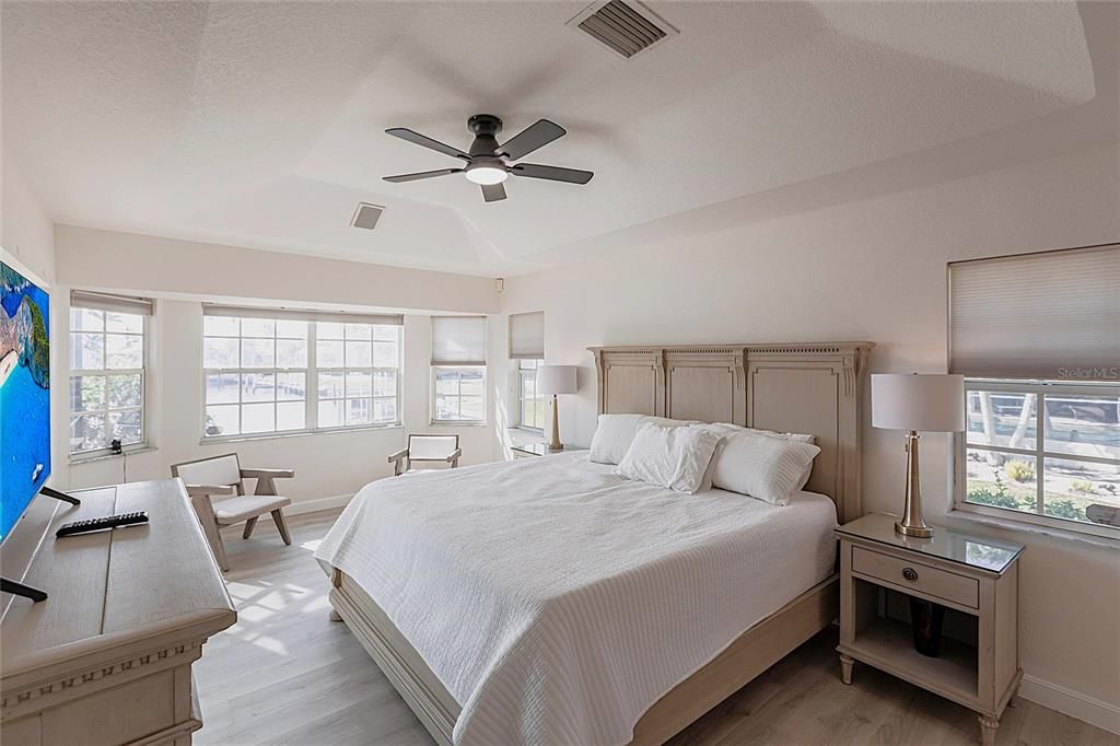 Active With Contract: $765,000 (3 beds, 2 baths, 2024 Square Feet)